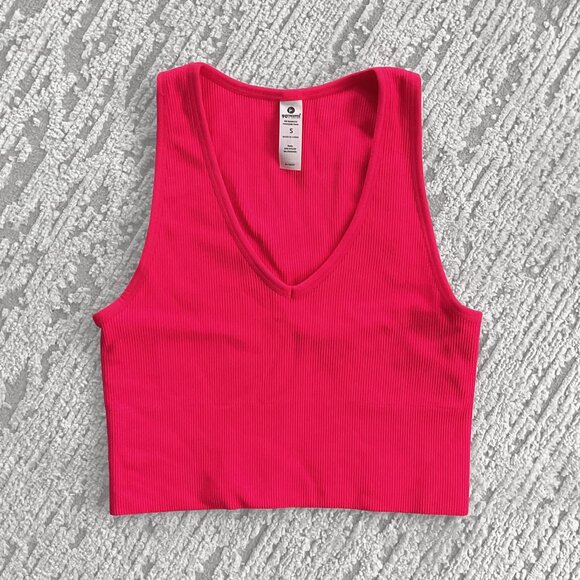 90 Degree Rib Seamless Highline Tank - Picture 2 of 5